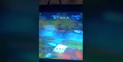 Un drone militaire équipé d'une mitrailleuse démontre une stabilisation avancée du recul