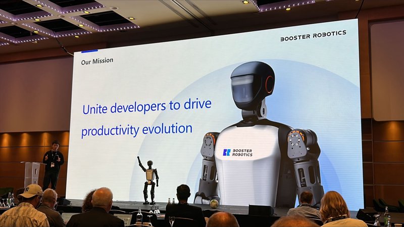 Humanoids Summit London 2025: Proč se nemusíte bát o svého robota