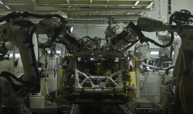 Fábricas Oscuras: Así Revolucionarán la Industria del Futuro