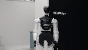 NEURA Gym: Dove i Robot Imparano Facendo, Non Simulando