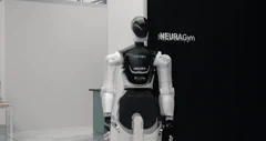 NEURA Gym: Waar robots leren door te doen, niet door te simuleren