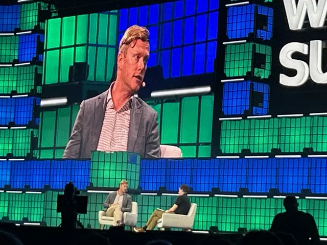 Uber: los robotaxis deben ser 10 veces mejores que los humanos