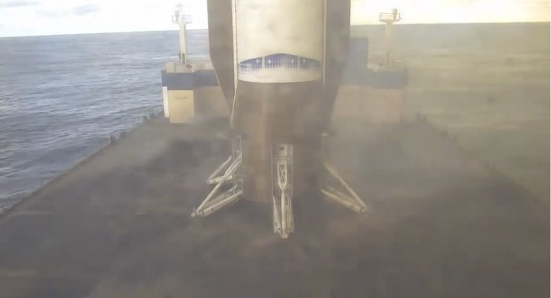 Bezos nel club dei lanci spaziali dopo 25 anni