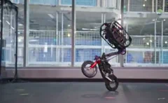 AI-robots overtreffen mensen in motorstunts