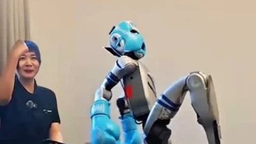 Unitree toont spraakgestuurde gevechtsrobot in livestream