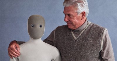 Minimalistyczny, pokryty tkaniną design robota domowego 1X NEO