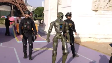 Politie Shenzhen zet humanoïde T-800 in