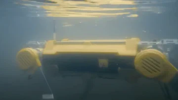 Apollo-robot van MirrorMe tilt 70kg en neemt een duik