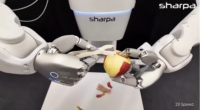 Ten robot obiera jabłko lepiej niż Ty. I to 2x szybciej!