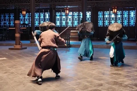 Ten humanoidalny robot trenuje kung-fu lepiej niż Ty