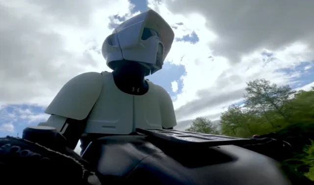 Un Scout Trooper Impérial teste l'Airbike Volonaut dans un mashup épique de Star Wars