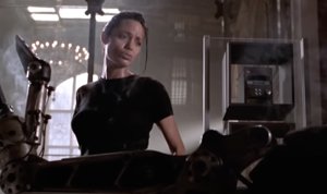 Lara Croft contre un robot tueur : un moment classique de sécurité IA